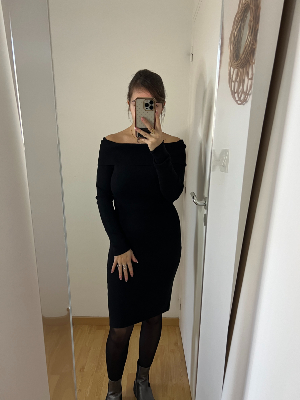 Robe pull noire Lucile